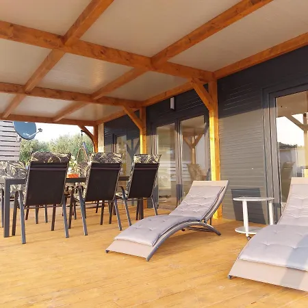 Mobile Homes 70 M To Porat Beach * פאקוסטאן