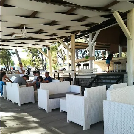 Mobile Homes 70 M To Porat Beach בית נופש *