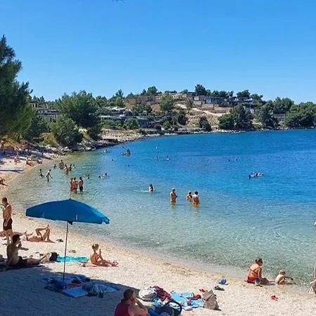 Mobile Homes 70 M To Porat Beach פאקוסטאן