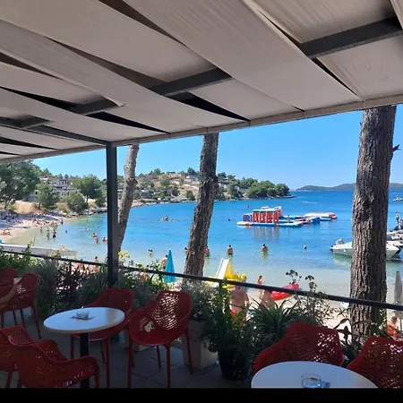 Mobile Homes 70 M To Porat Beach פאקוסטאן