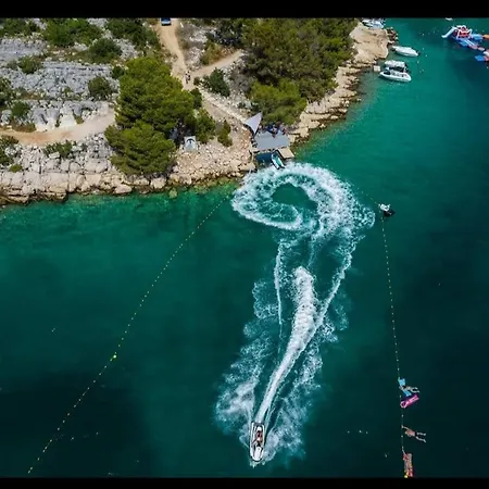 Dom wakacyjny Mobile Homes 70 M To Porat Beach Pakoštane