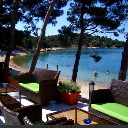 Dom wakacyjny Mobile Homes 70 M To Porat Beach Pakoštane